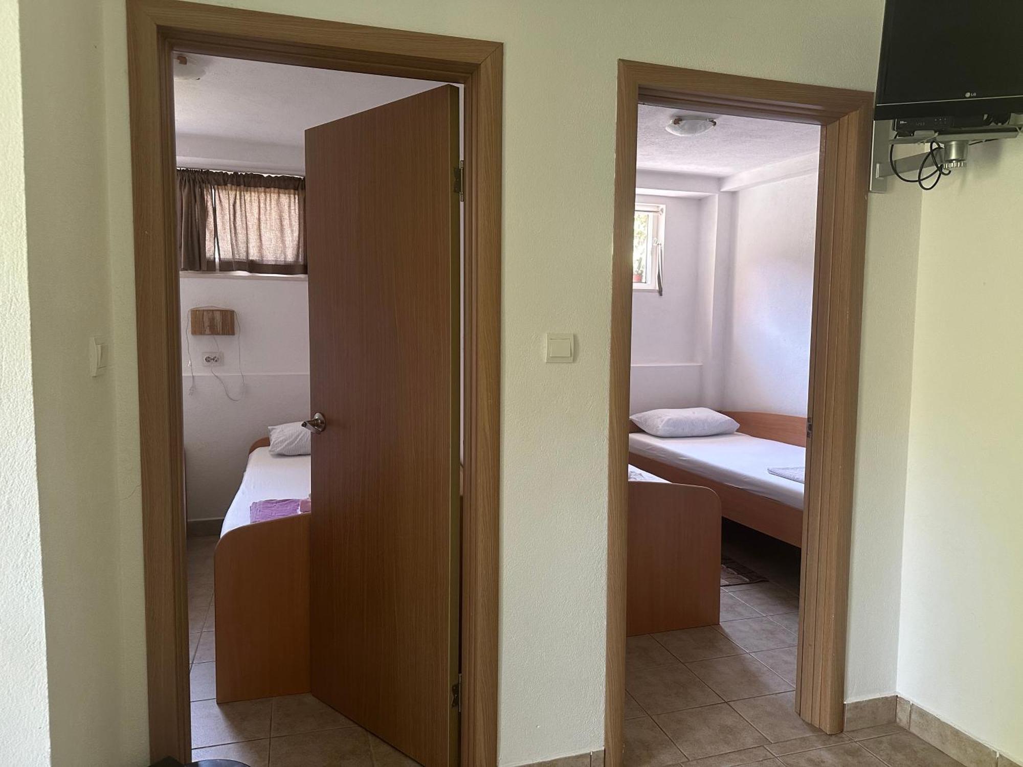 Apartments Suzana Херцег-Нови Экстерьер фото